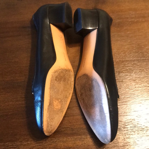 Salvatore Ferragamo Black flats Size 9.5 - Picture 14 of 14